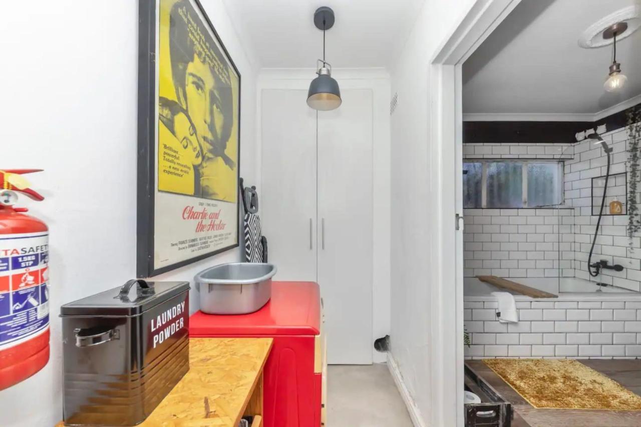 Modern And Stylish 2 Bd House In Claremont Cidade Do Cabo