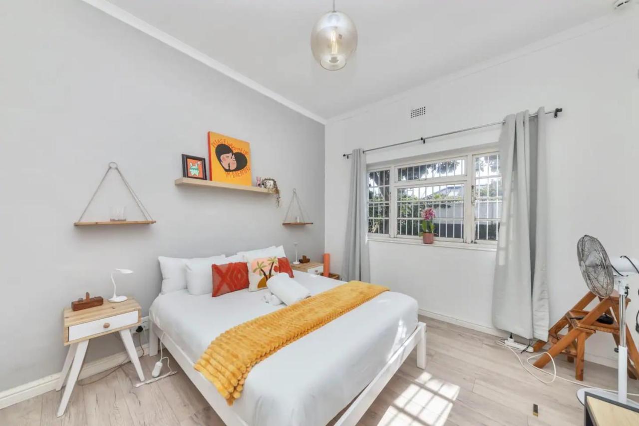 Modern And Stylish 2 Bd House In Claremont Holiday home *